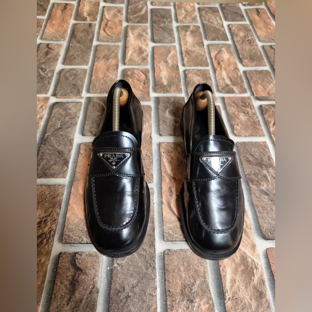 PRADA Women's Brushed Leather Black Loafer Moccasin Square Flats EU 37 US 7